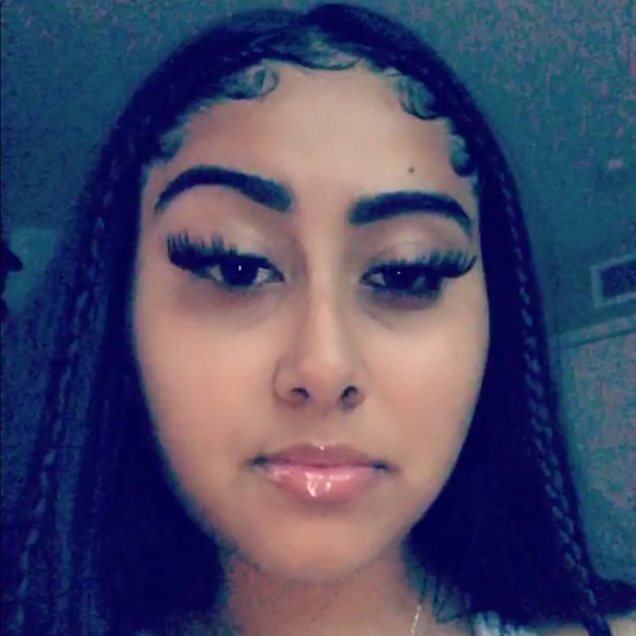 Meet your Posher, Mindalia - Picture 1 of 1